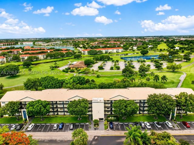 700 SW 128th Ave 209C, Pembroke Pines, FL 33027