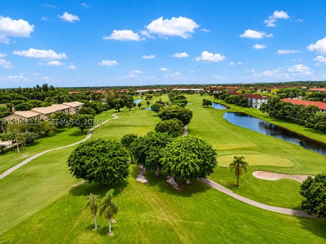 700 SW 128th Ave 209C, Pembroke Pines, FL 33027
