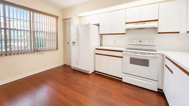 700 SW 128th Ave 209C, Pembroke Pines, FL 33027