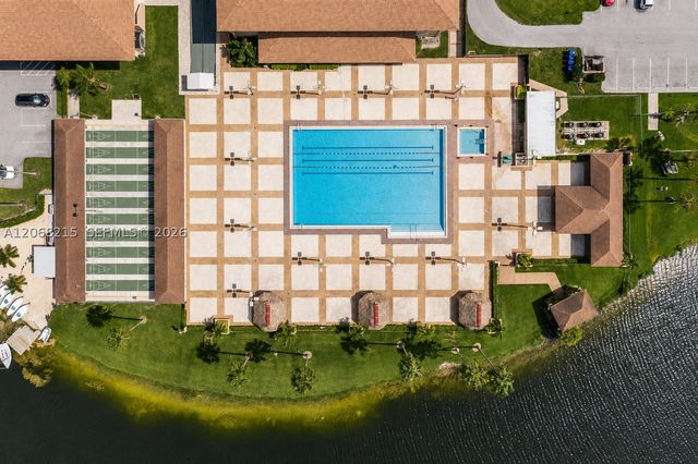 700 SW 128th Ave 209C, Pembroke Pines, FL 33027