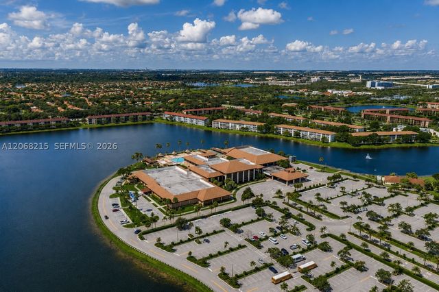 700 SW 128th Ave 209C, Pembroke Pines, FL 33027