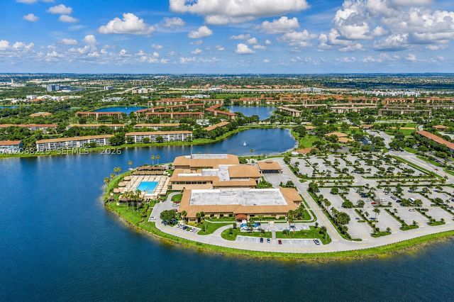 700 SW 128th Ave 209C, Pembroke Pines, FL 33027
