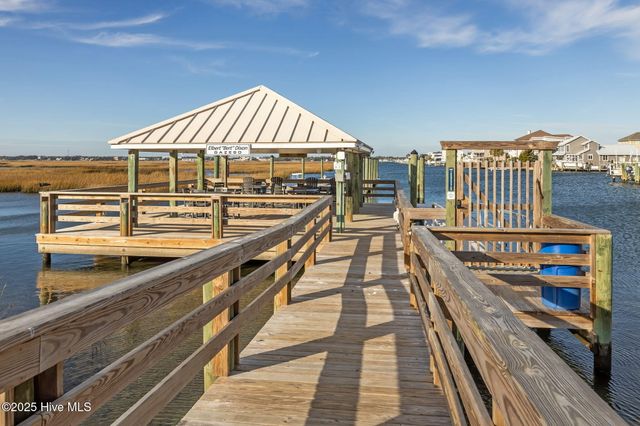 602 W Ft Macon Road 249, Atlantic Beach, NC 28512