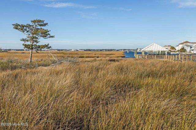 602 W Ft Macon Road 249, Atlantic Beach, NC 28512