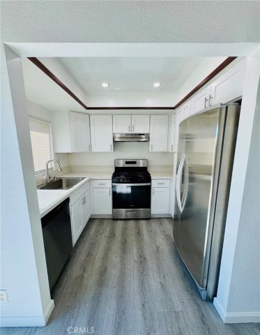 1404 California Street 4, Huntington Beach, CA 92648