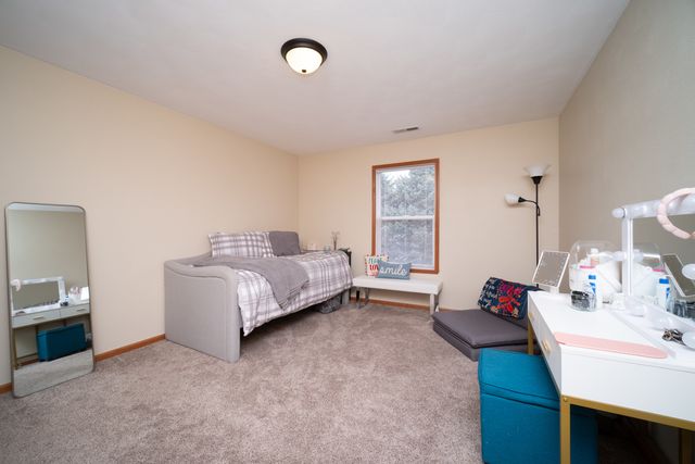 10178 Monarch Road D, Roscoe, IL 61073