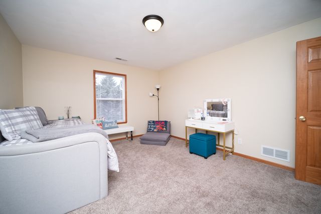 10178 Monarch Road D, Roscoe, IL 61073