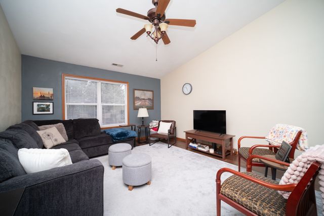 10178 Monarch Road D, Roscoe, IL 61073