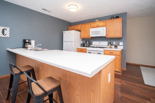 10178 Monarch Road D, Roscoe, IL 61073