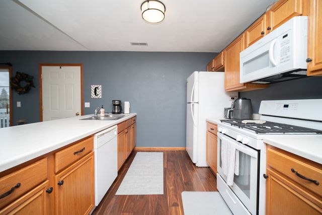 10178 Monarch Road D, Roscoe, IL 61073