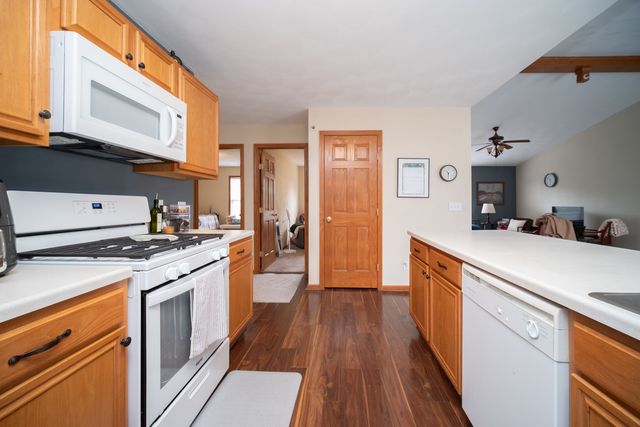 10178 Monarch Road D, Roscoe, IL 61073