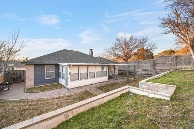 6704 Cedar Shadow Drive, Dallas, TX 75236