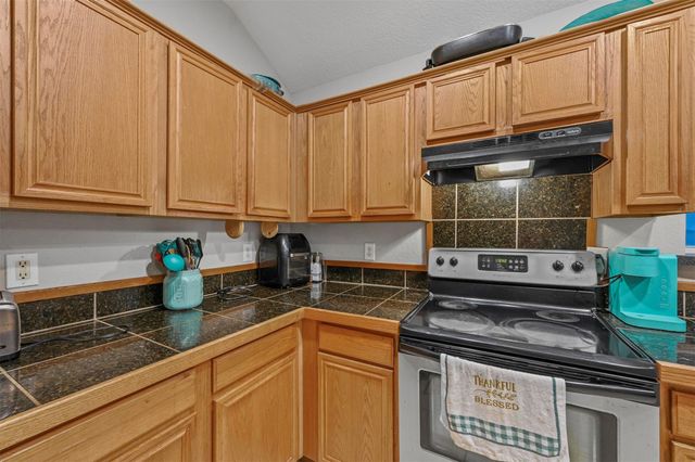 6704 Cedar Shadow Drive, Dallas, TX 75236