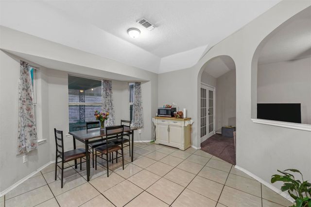 6704 Cedar Shadow Drive, Dallas, TX 75236