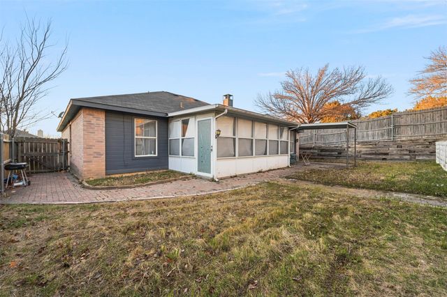 6704 Cedar Shadow Drive, Dallas, TX 75236