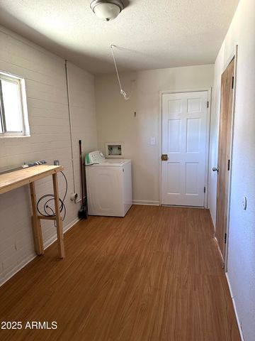 775 E Cactus Drive, Globe, AZ 85501