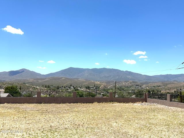 775 E Cactus Drive, Globe, AZ 85501