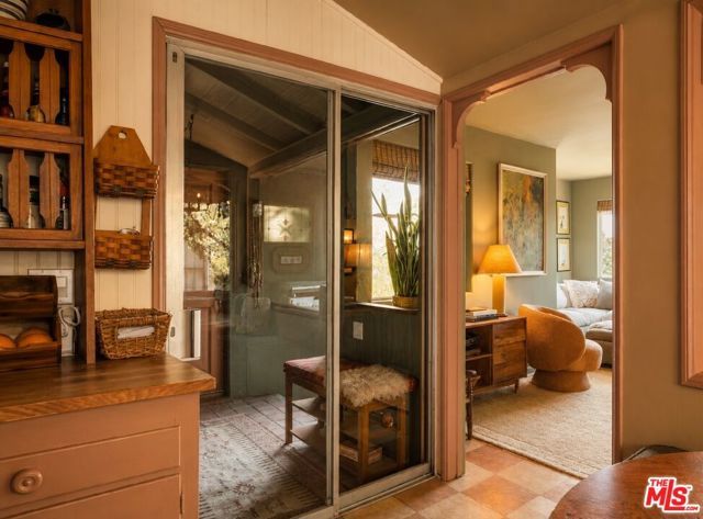 232 La Follette Drive, Los Angeles, CA 90042
