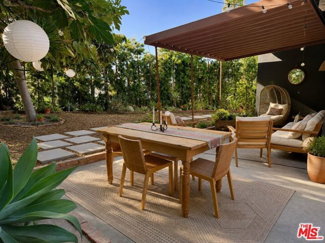 232 La Follette Drive, Los Angeles, CA 90042