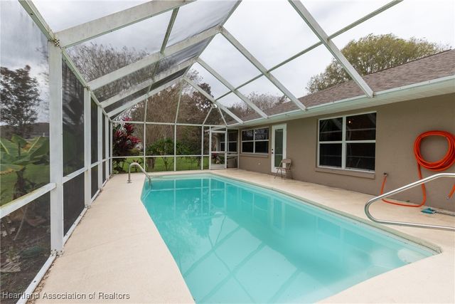 3 Meadowlake Circle S, Lake Placid, FL 33852