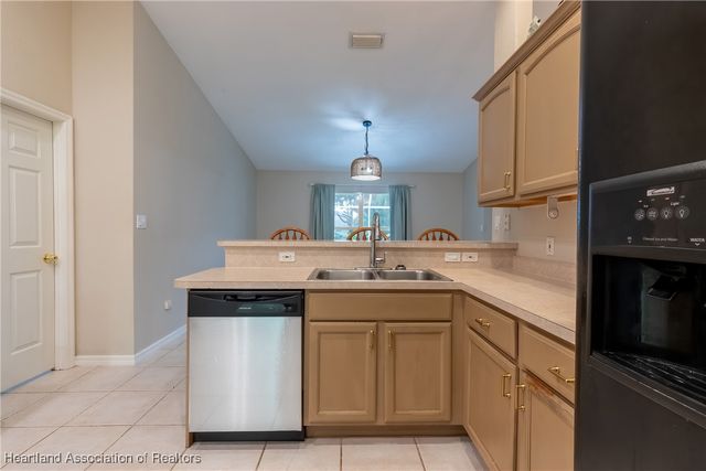 3 Meadowlake Circle S, Lake Placid, FL 33852