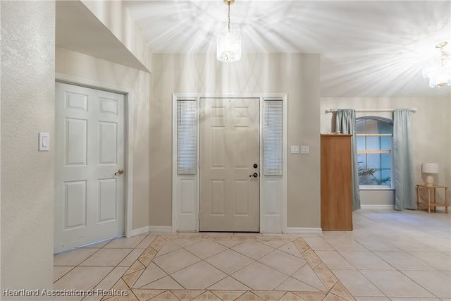 3 Meadowlake Circle S, Lake Placid, FL 33852