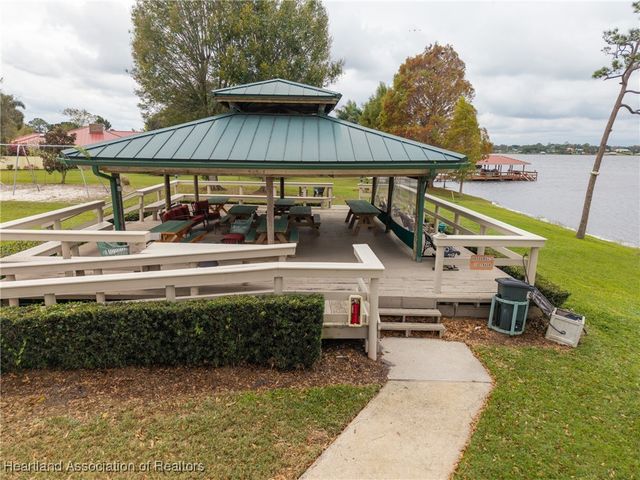 3 Meadowlake Circle S, Lake Placid, FL 33852