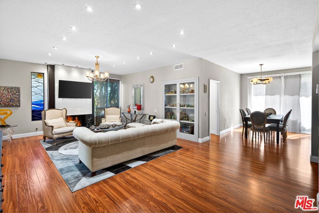 4822 Van Noord Avenue 6, Sherman Oaks, CA 91423 — photo 2