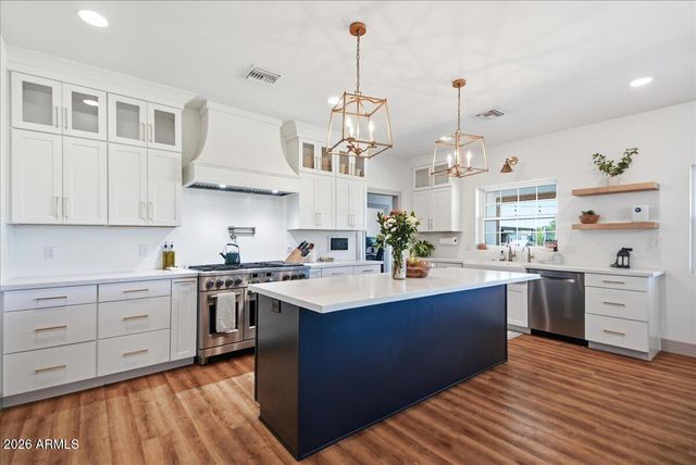 21332 S 156TH Street, Gilbert, AZ 85298