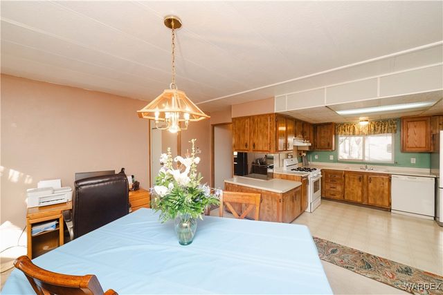 3820 N Roosevelt Street, Kingman, AZ 86409