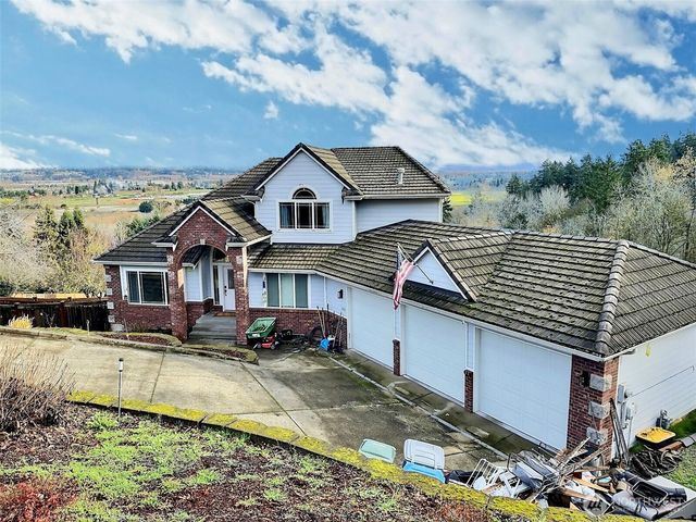 5805 51st Avenue Ct E, Tacoma, WA 98443