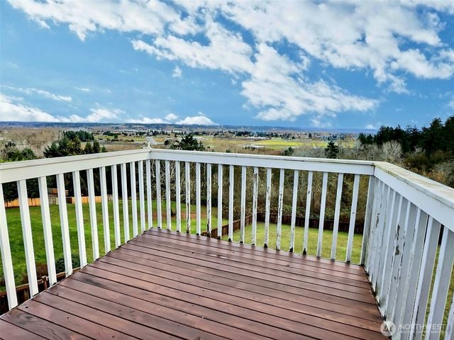 5805 51st Avenue Ct E, Tacoma, WA 98443