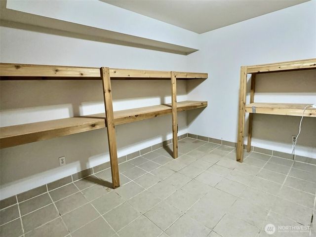 5805 51st Avenue Ct E, Tacoma, WA 98443