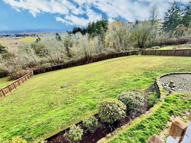 5805 51st Avenue Ct E, Tacoma, WA 98443