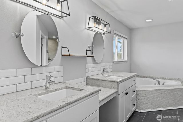 5805 51st Avenue Ct E, Tacoma, WA 98443