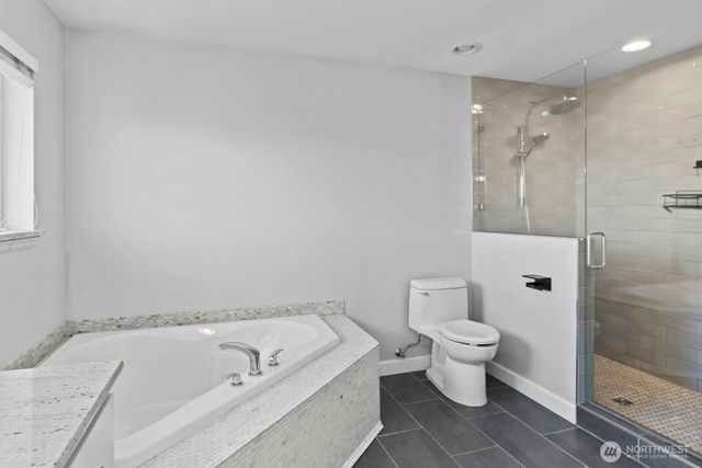 5805 51st Avenue Ct E, Tacoma, WA 98443