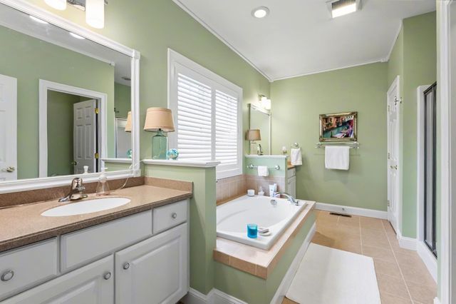 4 Reserve Way, Milford, NH 03055