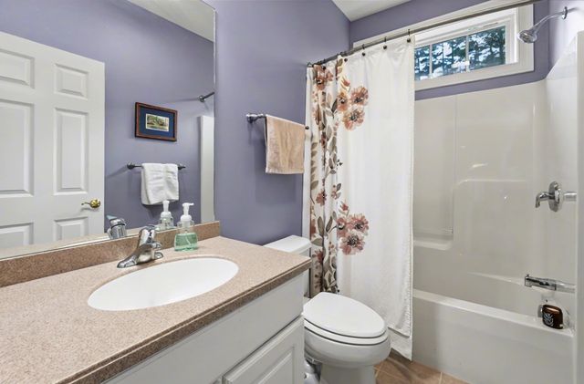 4 Reserve Way, Milford, NH 03055