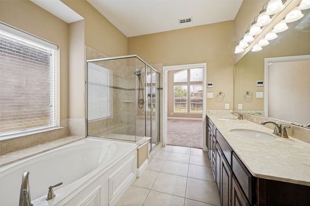 2449 Kingsgate Drive, Little Elm, TX 75068