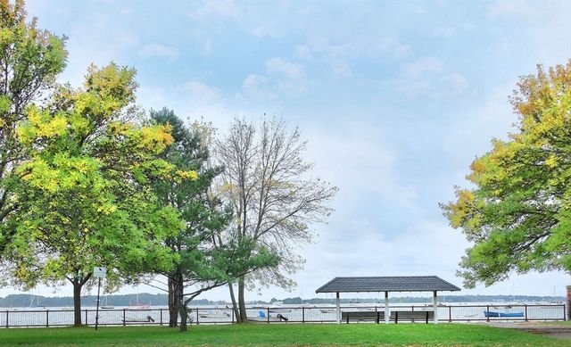 33 Lennon Court 35, Boston, MA 02127