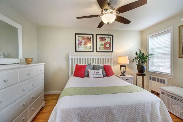 33 Lennon Court 35, Boston, MA 02127