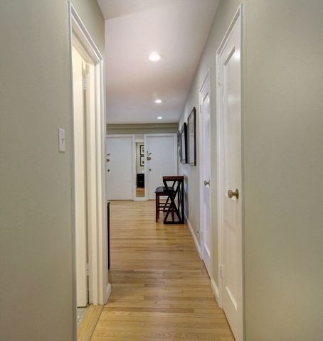 33 Lennon Court 35, Boston, MA 02127