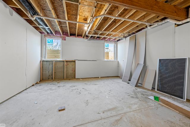 7082 Springborn Road, East China, MI 48054