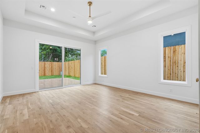 1424 E 37th Street, Tulsa, OK 74106