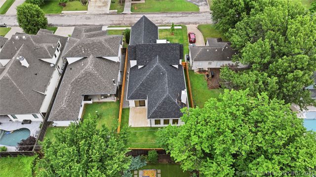 1424 E 37th Street, Tulsa, OK 74106