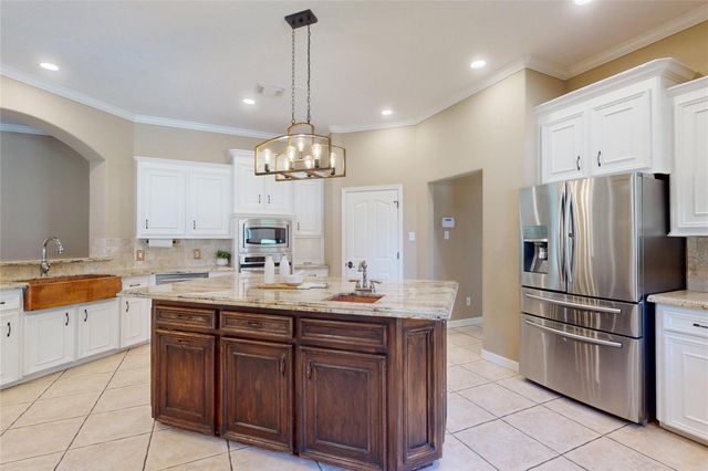 2031 Silver Moon Trail, Crosby, TX 77532