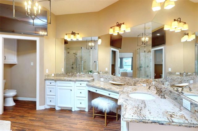 2031 Silver Moon Trail, Crosby, TX 77532