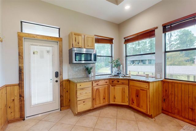 2031 Silver Moon Trail, Crosby, TX 77532