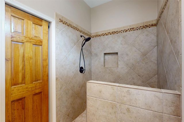 2031 Silver Moon Trail, Crosby, TX 77532
