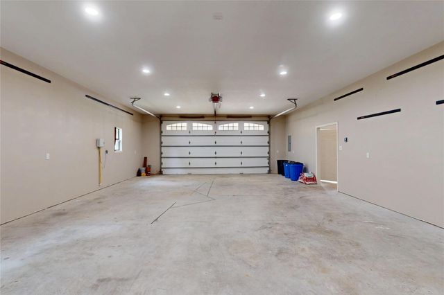2031 Silver Moon Trail, Crosby, TX 77532